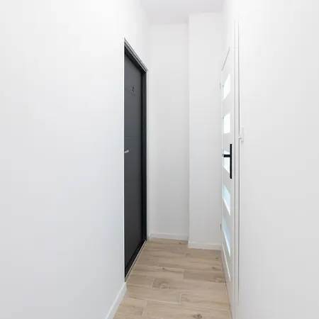Krosnienska With Balcony By Renters Апартаменты Познань